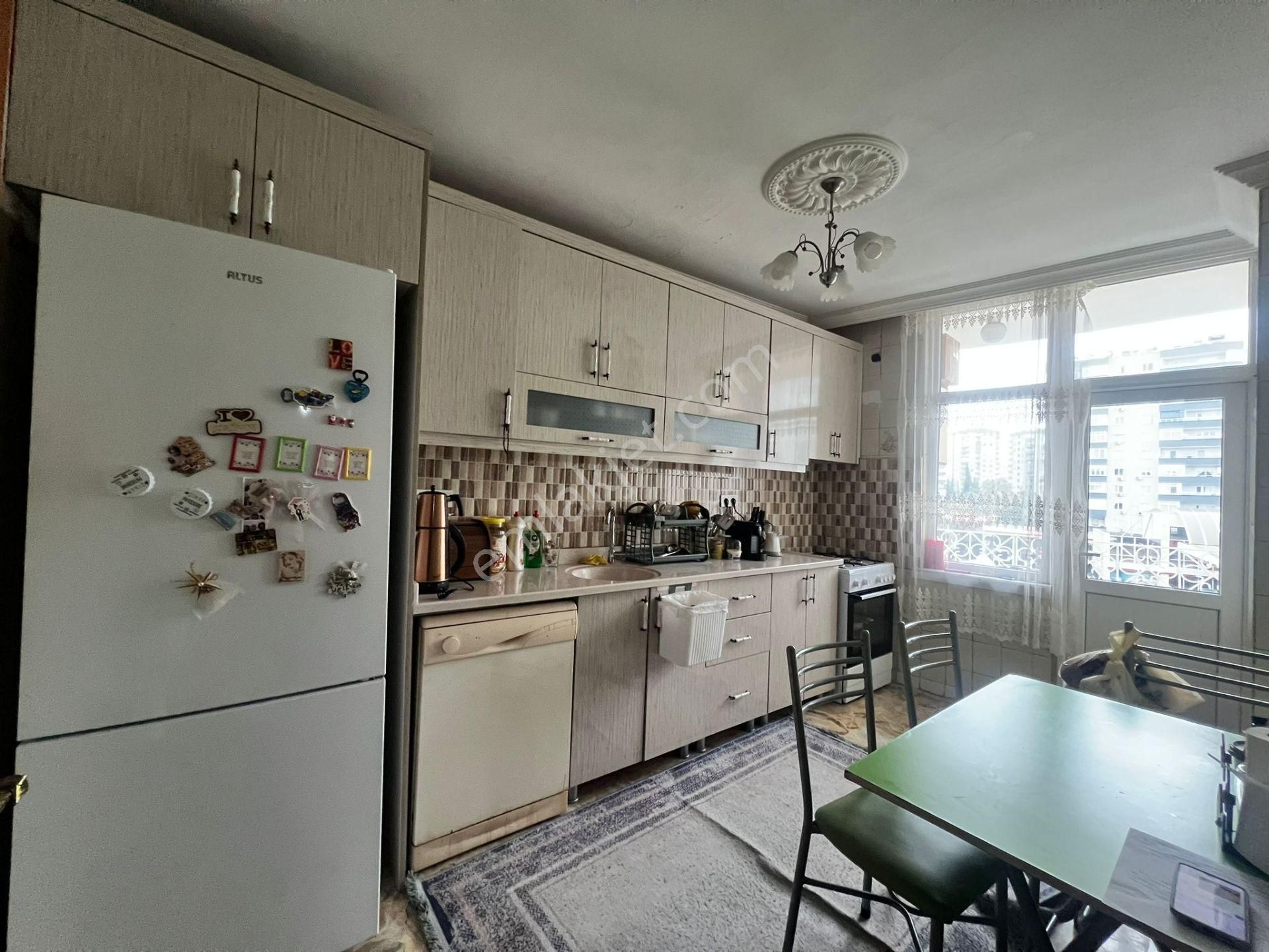 Karınca'dan Palmiye Mh'de Merkezi Konumda 3+1 Satılık Daire! - Görsel 3