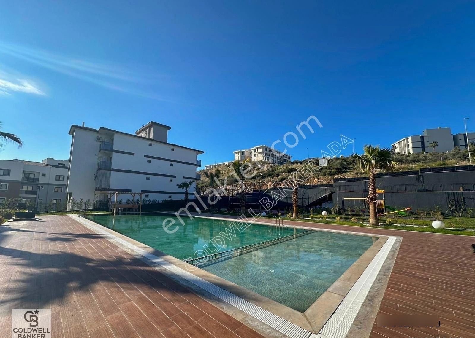 Modern Mimari, Zengin Sosyal Donatıları Olan 1+1 Lüks Daire