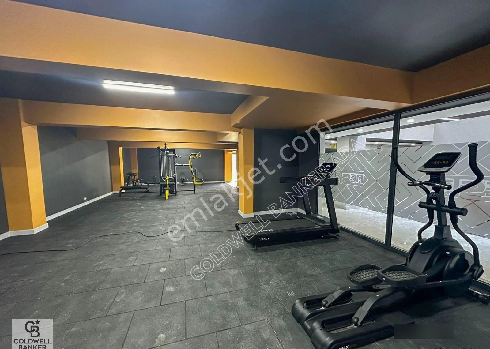 Modern Mimari, Zengin Sosyal Donatıları Olan 1+1 Lüks Daire - Görsel 25