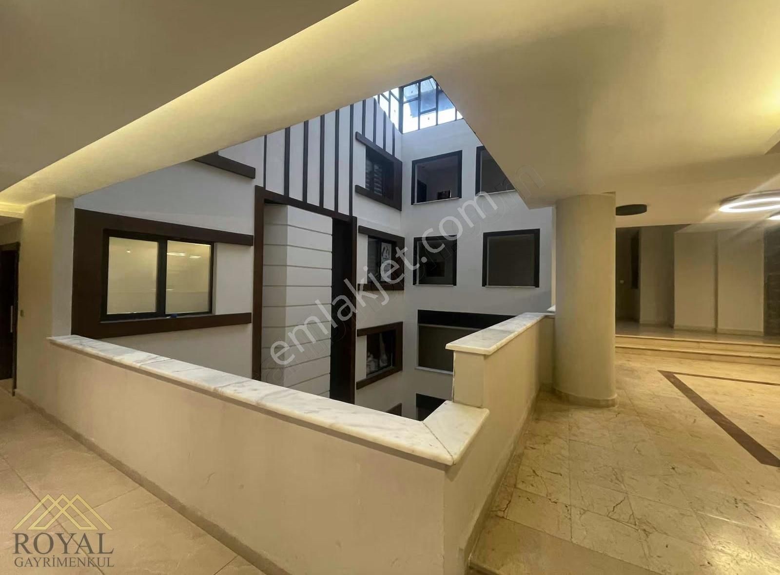 Meydanda Kiralık Ofis - Görsel 6