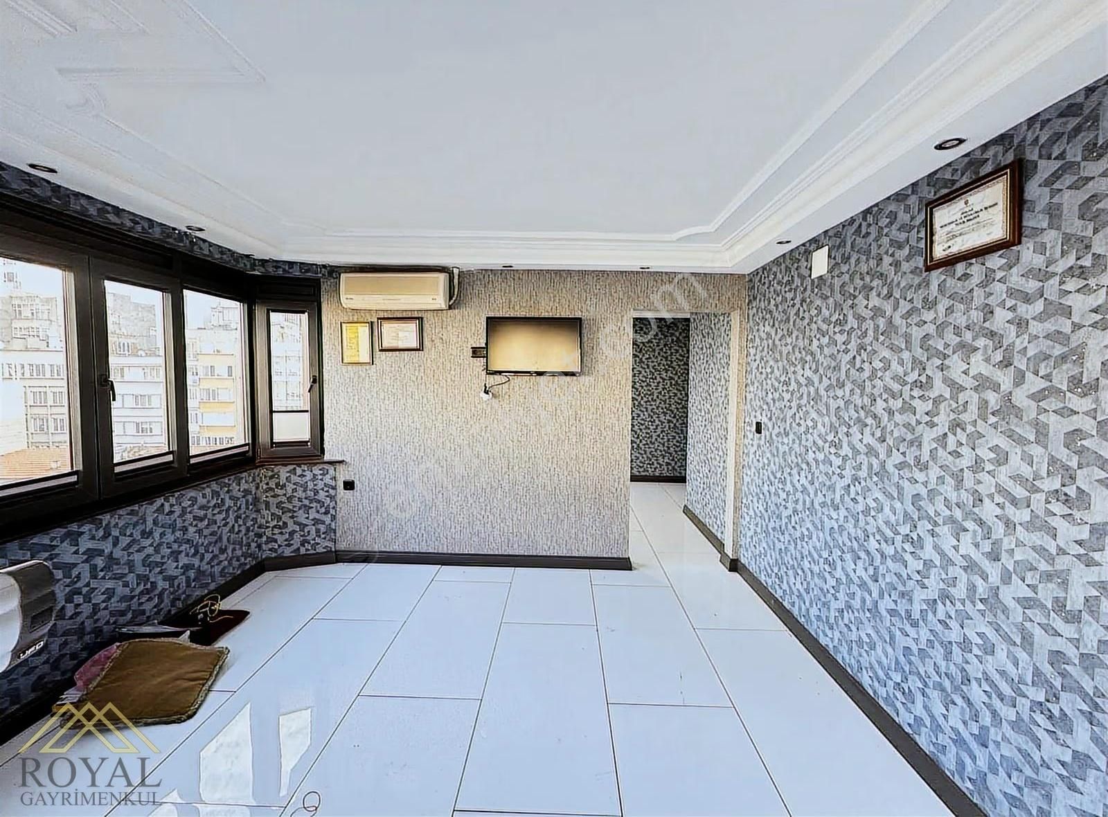 Royal Gayrimenkul'den Maraş Caddesinde Satılık Ofis - Görsel 13