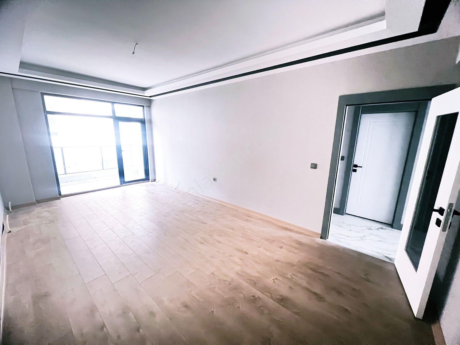 Cihandan Şehitkubilayda Estergon Cadde Teleferik Yakını 2+1 Dair - Görsel 7