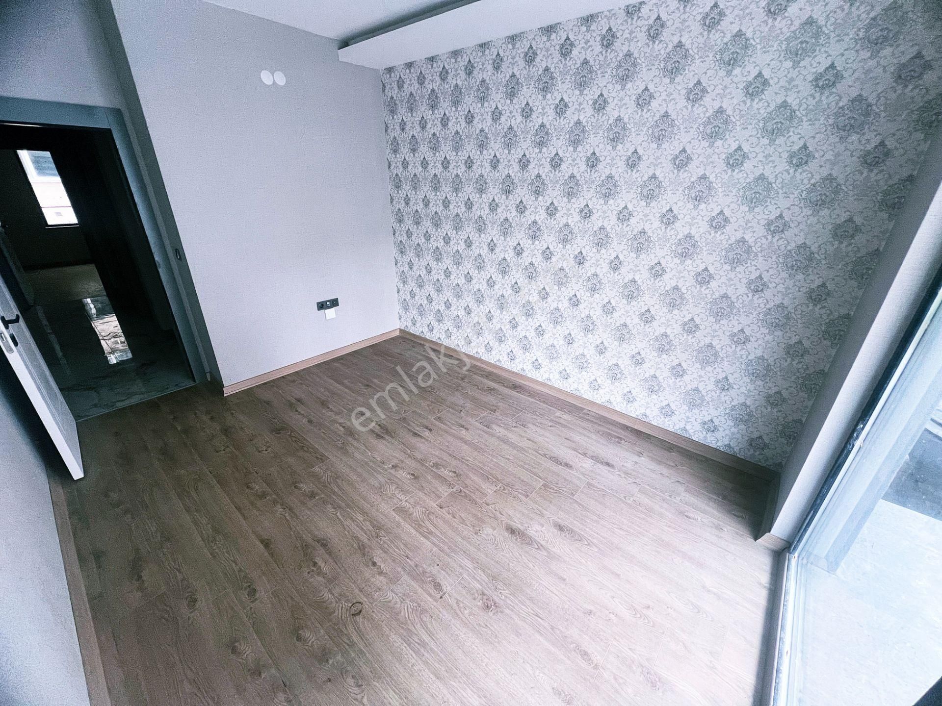 Cihandan Şehitkubilayda Estergon Cadde Teleferik Yakını 2+1 Dair - Görsel 12