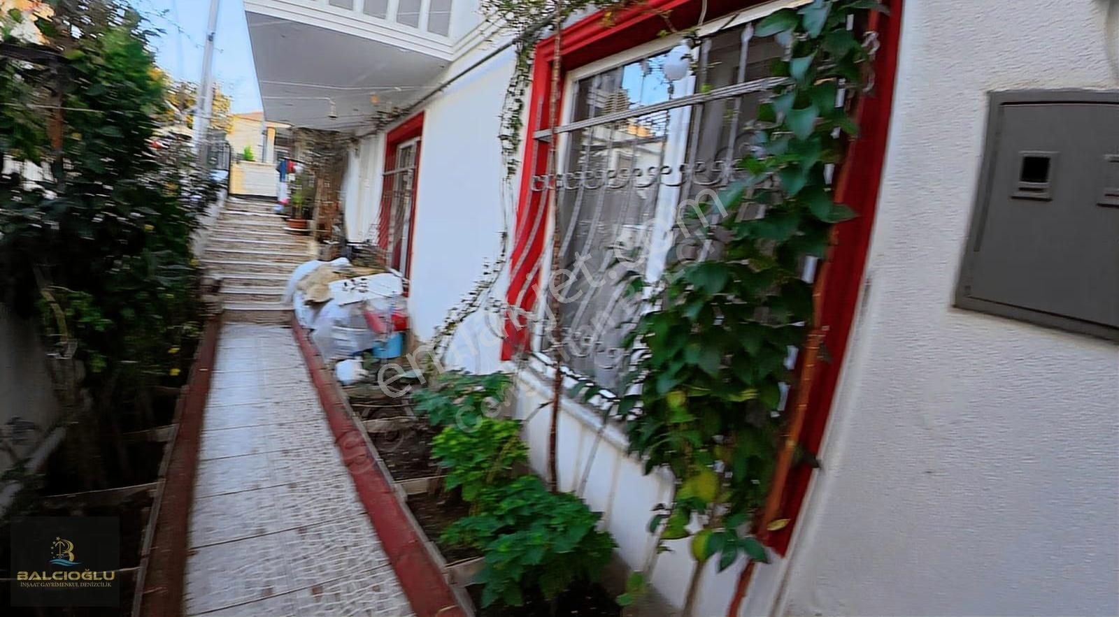 Balcıoğlundan Satılık Merkez Plajda Uygn Genş Bahçeli 2+1 Daire - Görsel 25