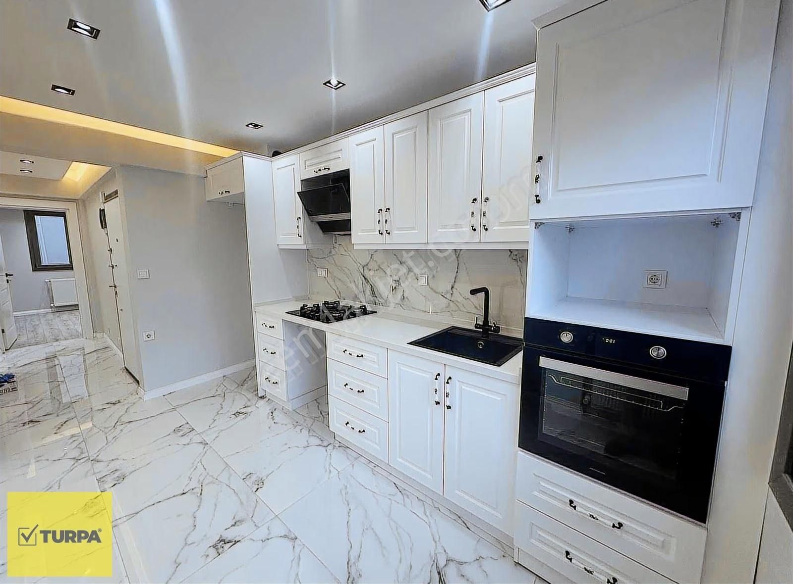 Turpa Balçovadan Ara Kat Full Yapılı Satılık 2+1 Daire