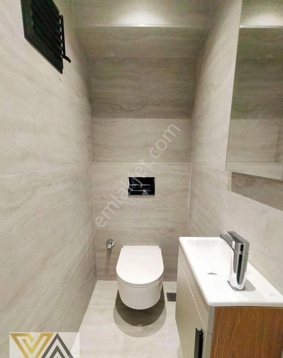 Valentia'dan Cinnah Caddesi Yakını 3+1 Ara Kat Satılık Daire !!! - Görsel 3