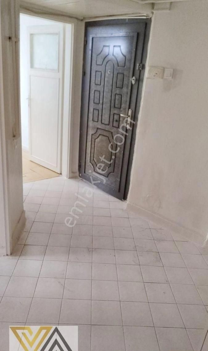 Valentia'dan Kıbrıs Caddesi Yakını 3+1 Satılık Daire !!! - Görsel 11