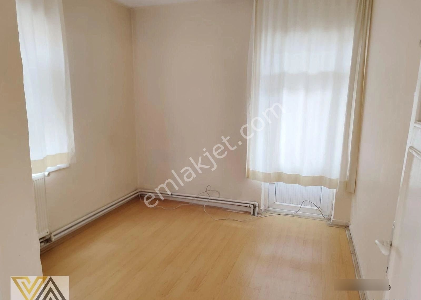 Valentia'dan Kıbrıs Caddesi Yakını 3+1 Satılık Daire !!! - Görsel 7