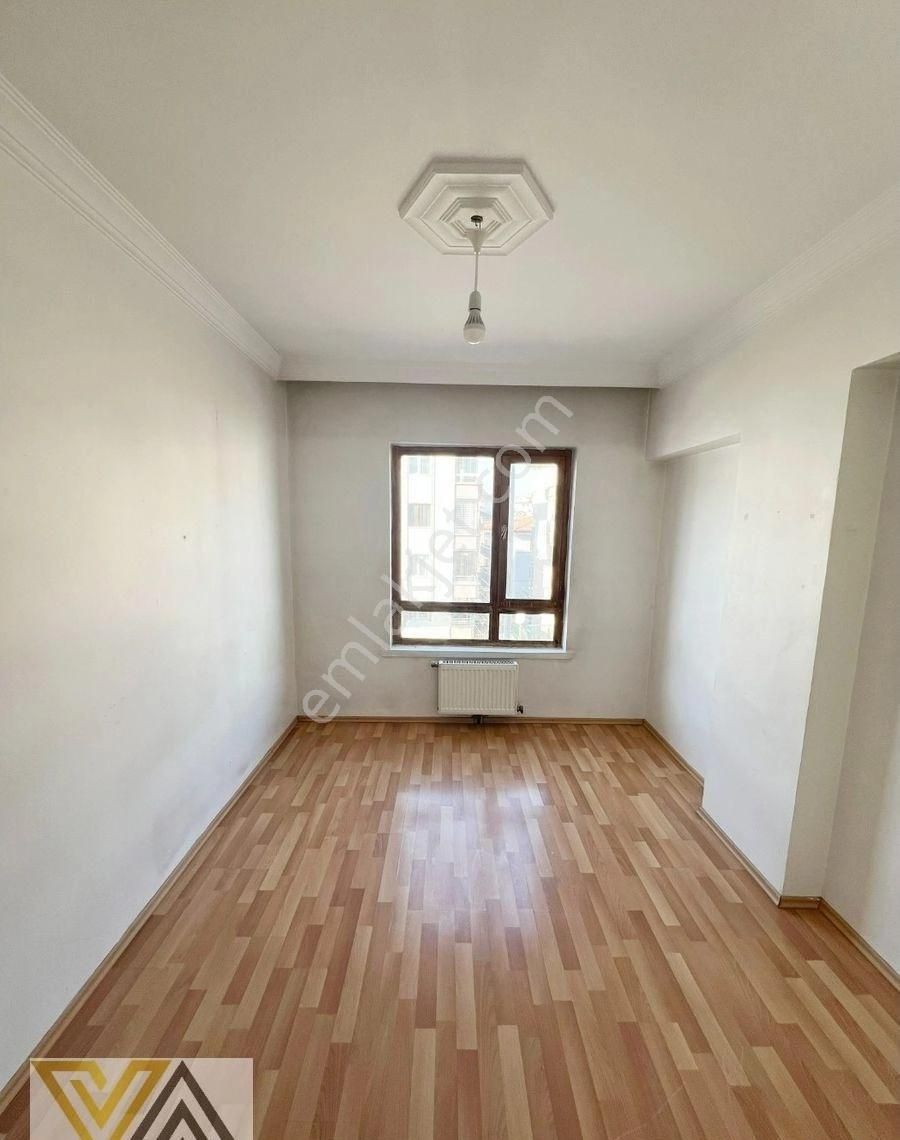 Valentia'dan Aşıkpaşa'da 3+1 Satılık Daire !!! - Görsel 2