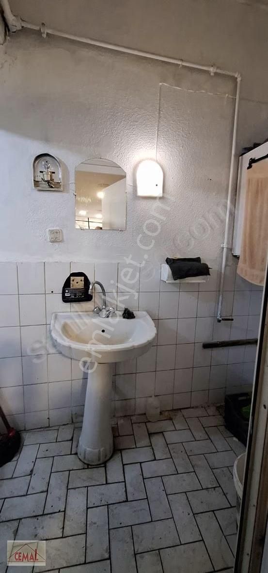 Bursa Cemal Emlak Setbaşı Yeşil Cadde Üzerinde - Görsel 9