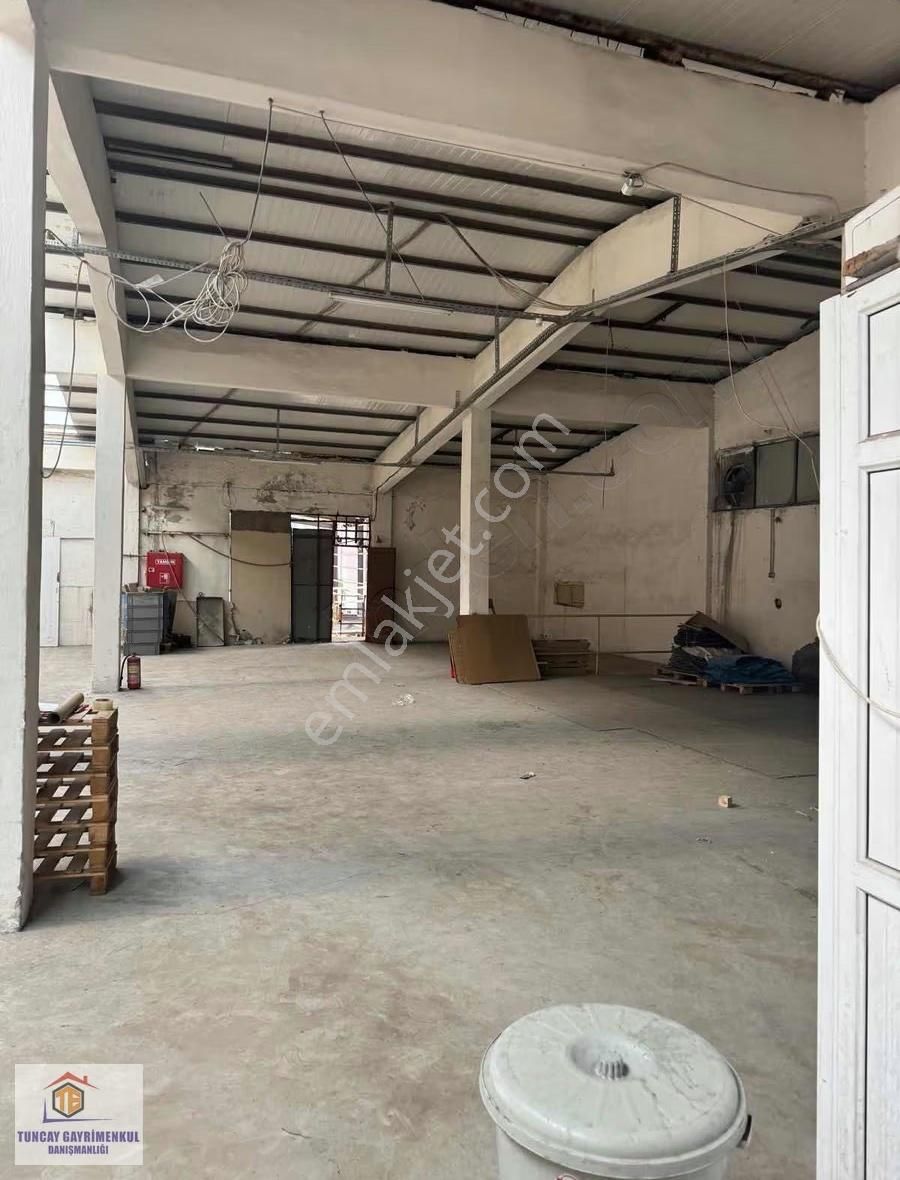 Yenibosna"da Ofisli 1900 M2 Kiralık Depo İmalat Atölye Vb Uygun - Görsel 15