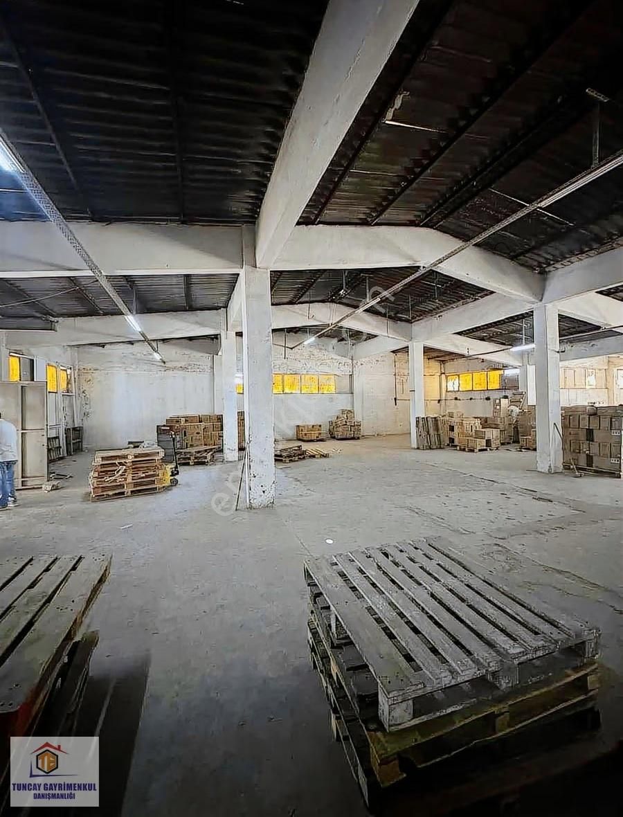 Yenibosna"da Ofisli 1900 M2 Kiralık Depo İmalat Atölye Vb Uygun - Görsel 20