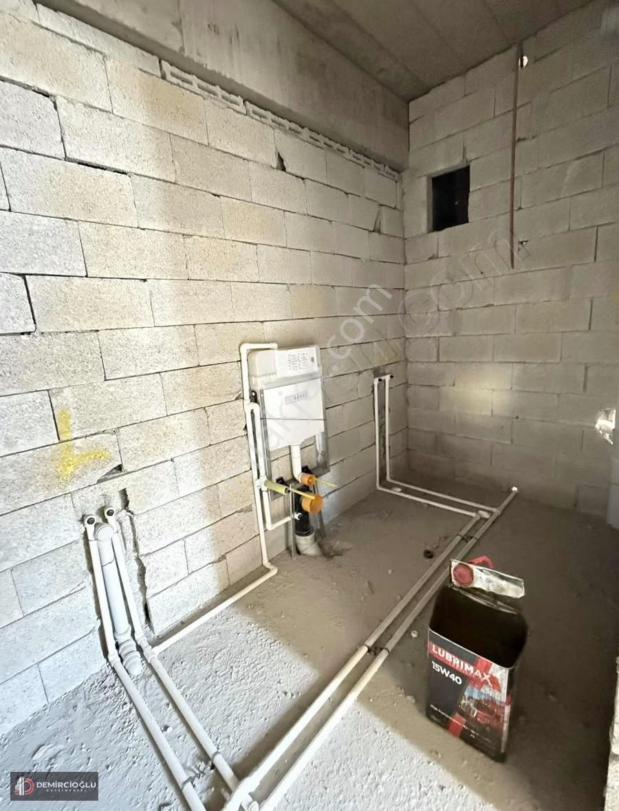 Yenidoğan'da // 8. Ay Teslim // Harika Konumlu // 2,5+1 // Daire - Görsel 27