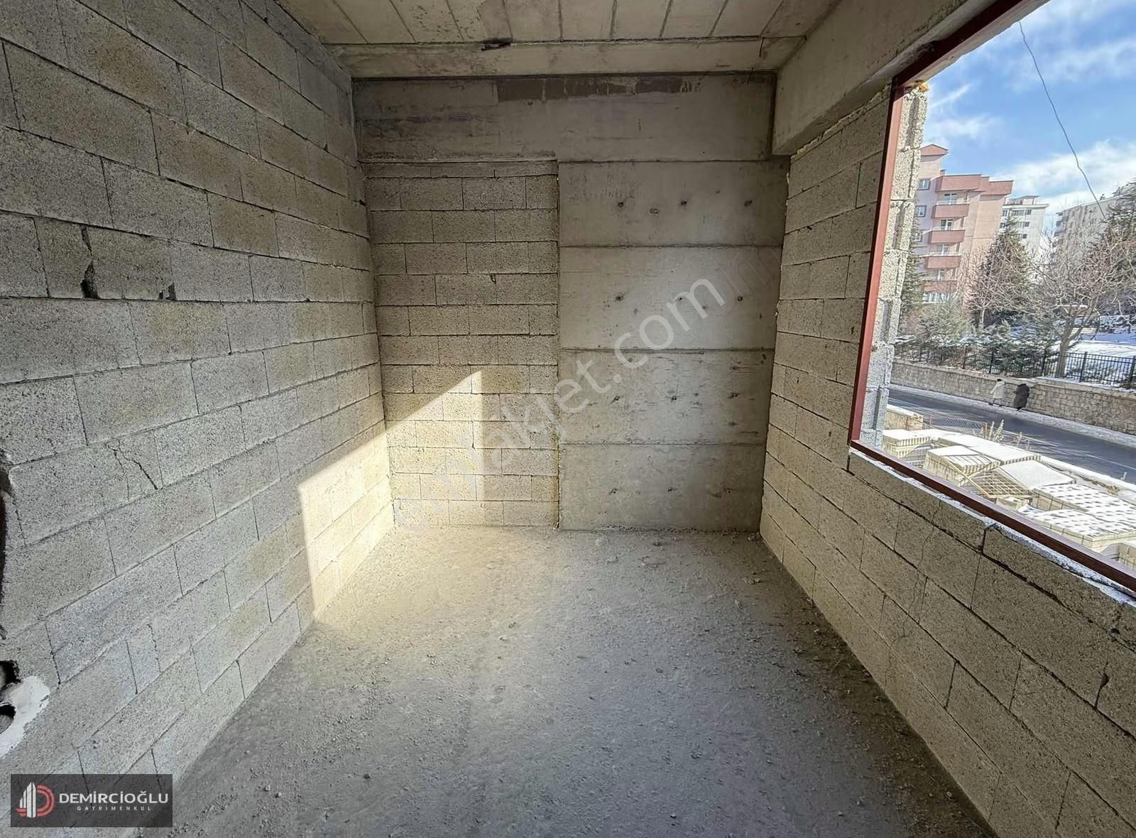 Yenidoğan'da // 8. Ay Teslim // Harika Konumlu // 2,5+1 // Daire - Görsel 10