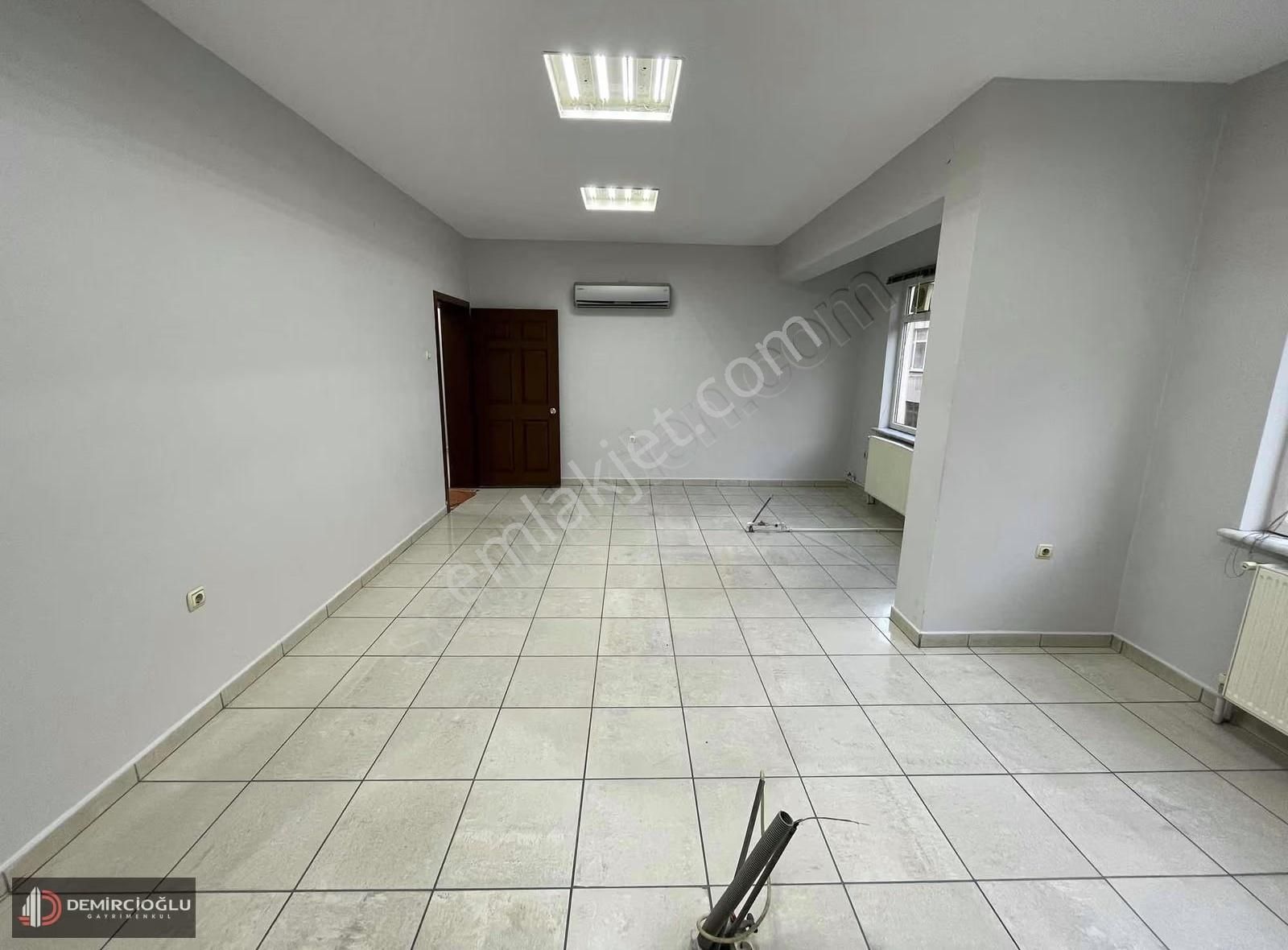 Cumhuriyet Mah/şehir Merkezinde/160m2/içi Yapılı Tertemiz Ofis - Görsel 12