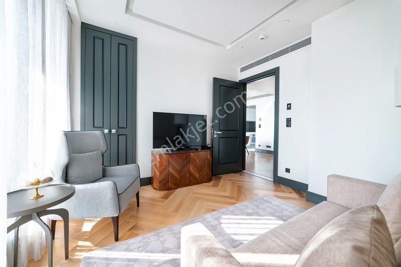 Fairmont Quasar Rezidans'da 3+1 Eşyalı Boğaz Manzaralı Kiralık - Görsel 9