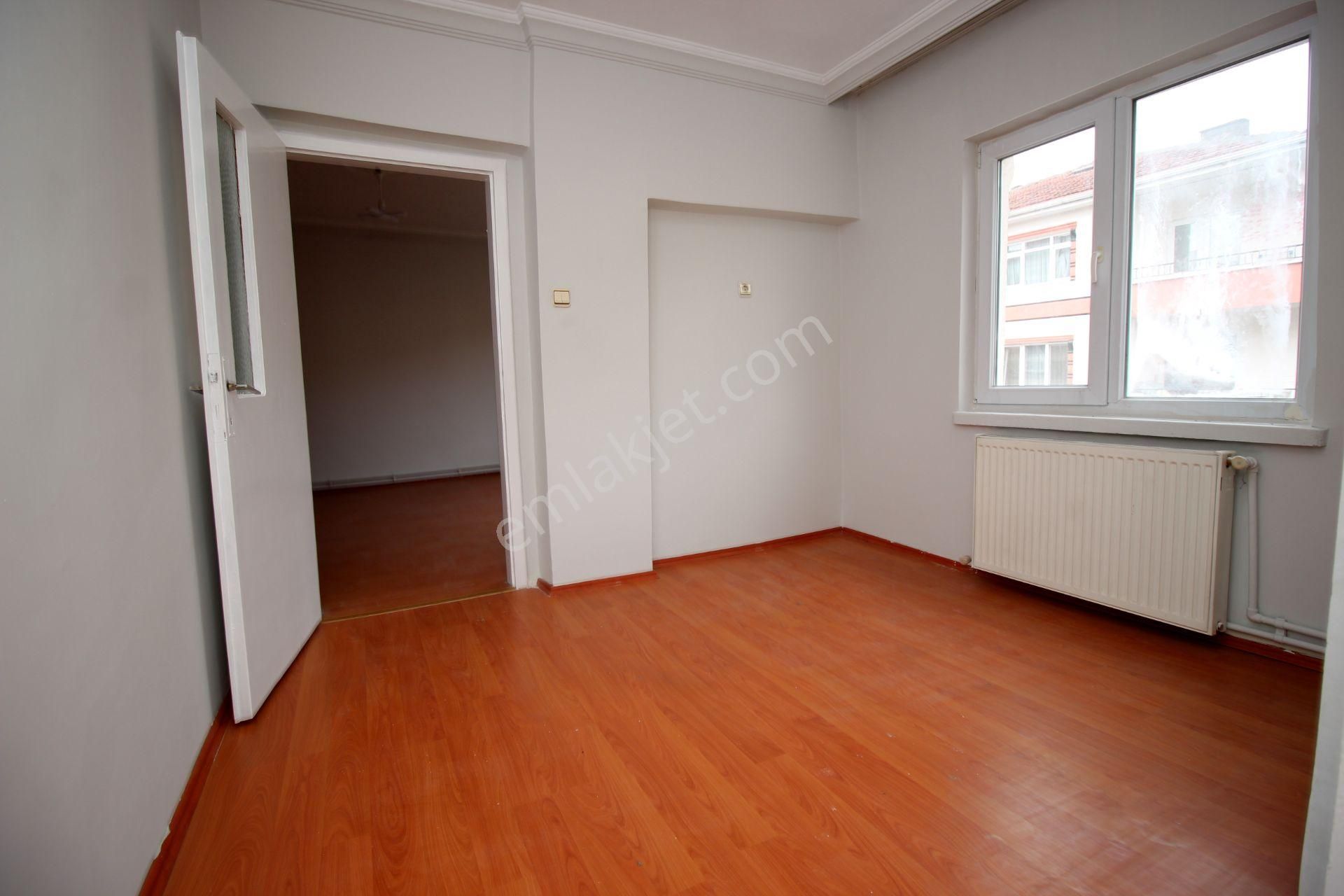 Emre Emlak'tan İstasyon'da Arakat Ön Cephe 3+1 Satılık Daire - Görsel 10