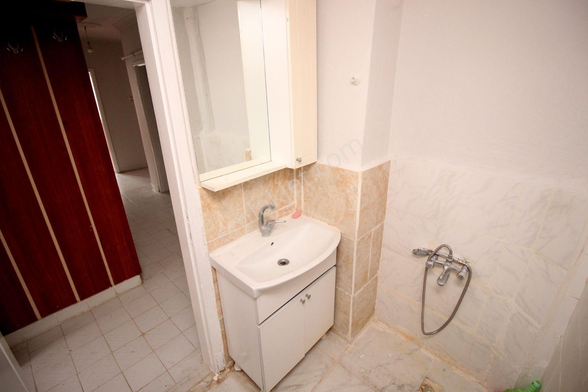 Emre Emlak'tan İstasyon'da Arakat Ön Cephe 3+1 Satılık Daire - Görsel 17