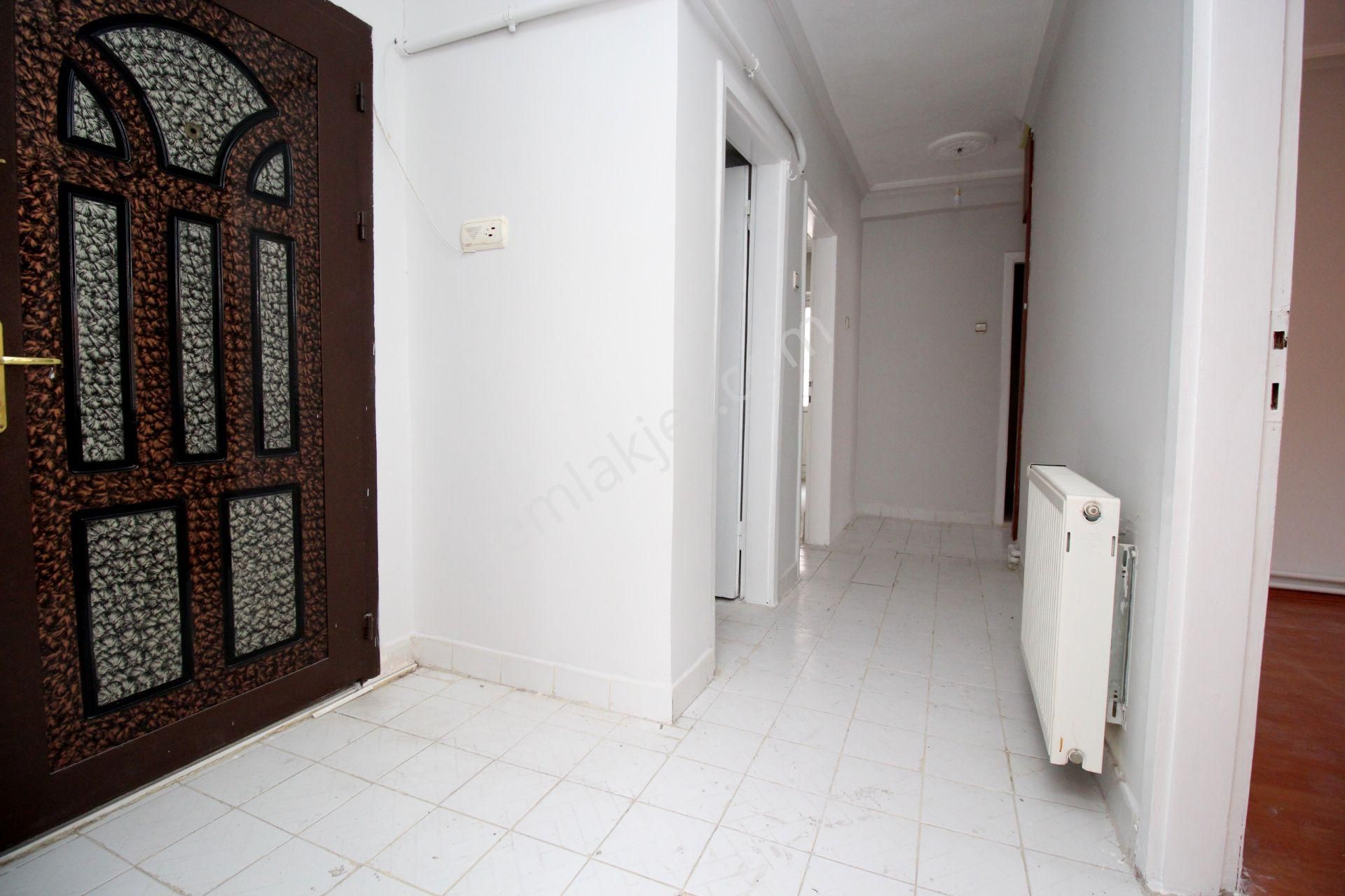 Emre Emlak'tan İstasyon'da Arakat Ön Cephe 3+1 Satılık Daire - Görsel 19