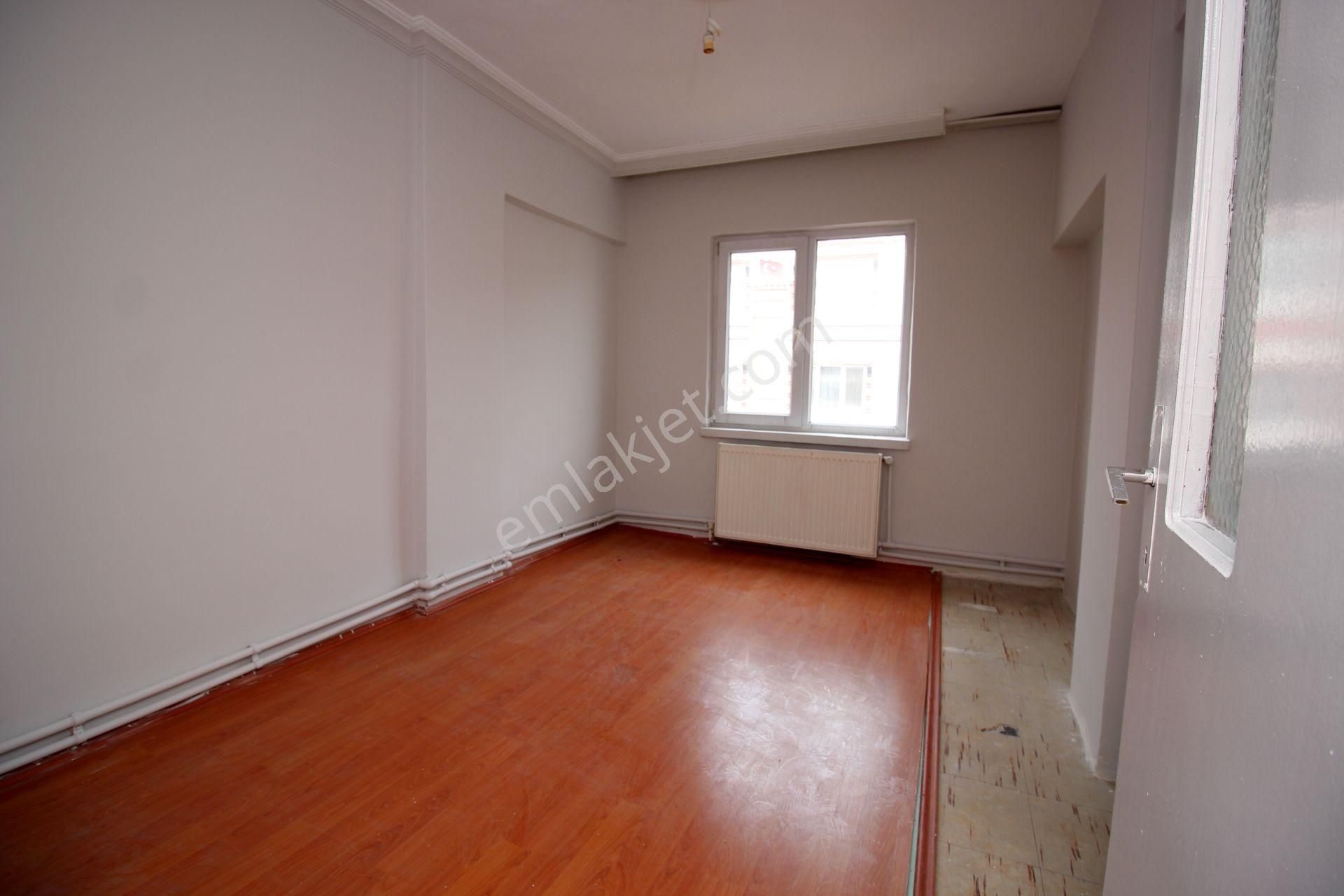 Emre Emlak'tan İstasyon'da Arakat Ön Cephe 3+1 Satılık Daire - Görsel 14