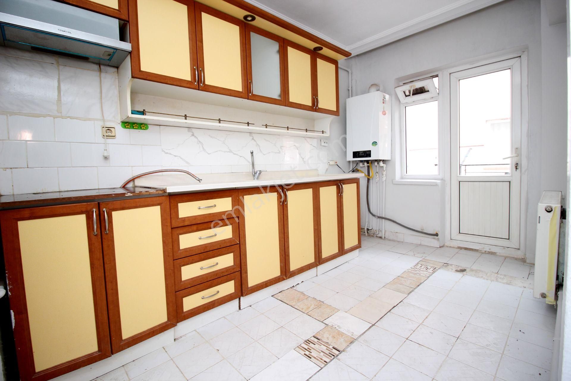 Emre Emlak'tan İstasyon'da Arakat Ön Cephe 3+1 Satılık Daire - Görsel 5