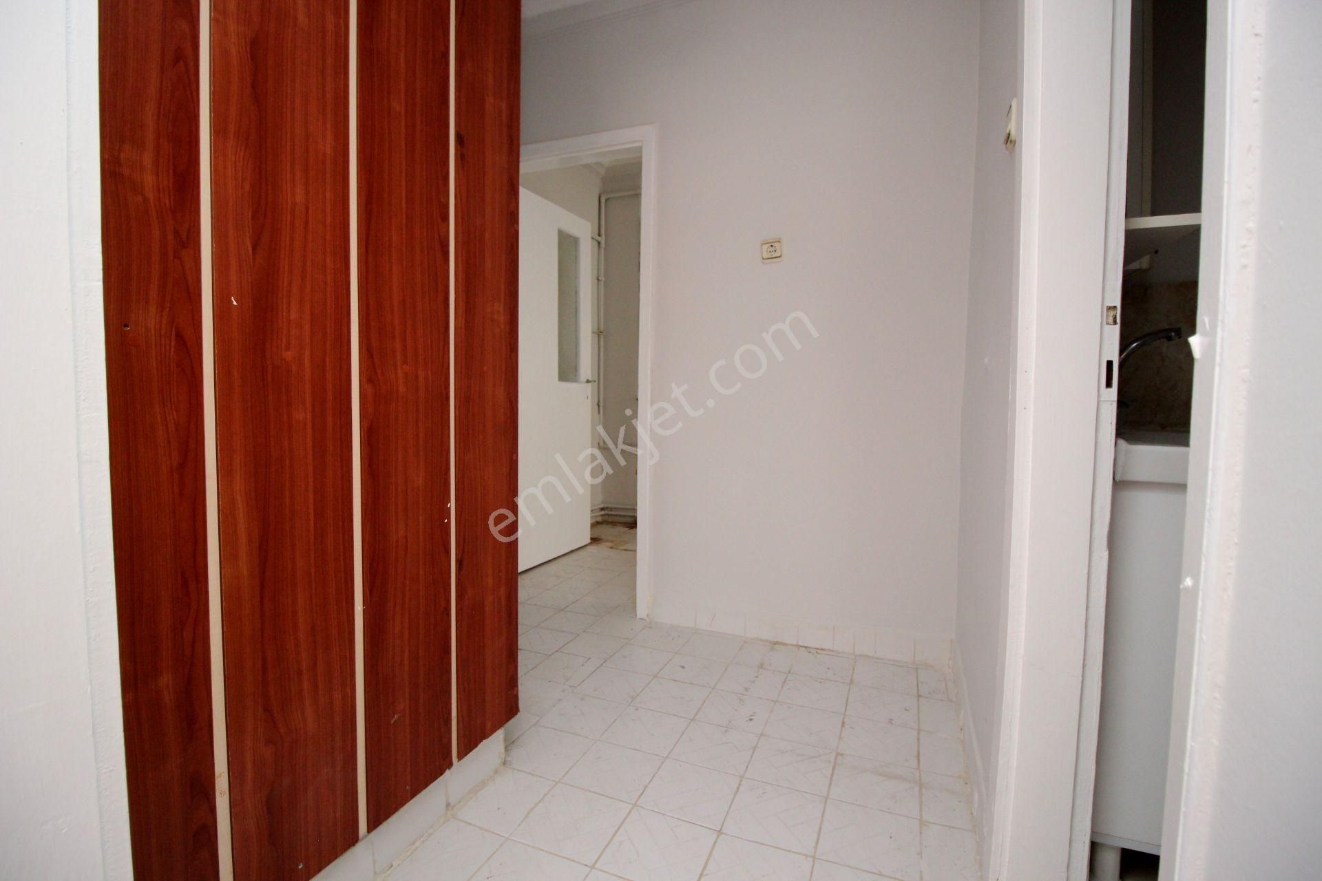 Emre Emlak'tan İstasyon'da Arakat Ön Cephe 3+1 Satılık Daire - Görsel 18