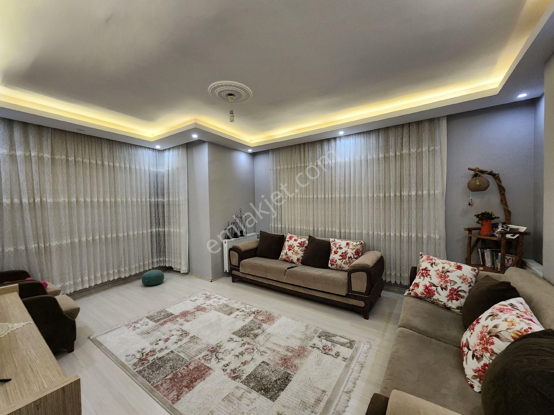 Yenibosna Çobançesme Eşyalı Kiralık Ev Arkadaşı - Görsel 2