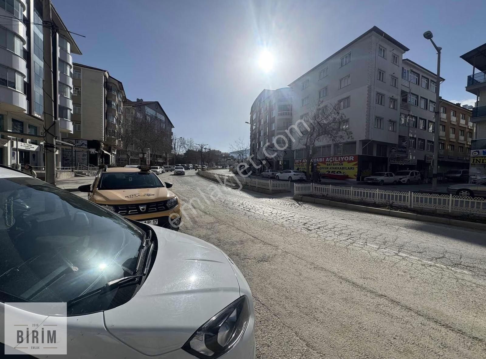 Birimden Devren Kiralık Dükkan Çarşı Merkezde Cadde Cepheli - Görsel 11