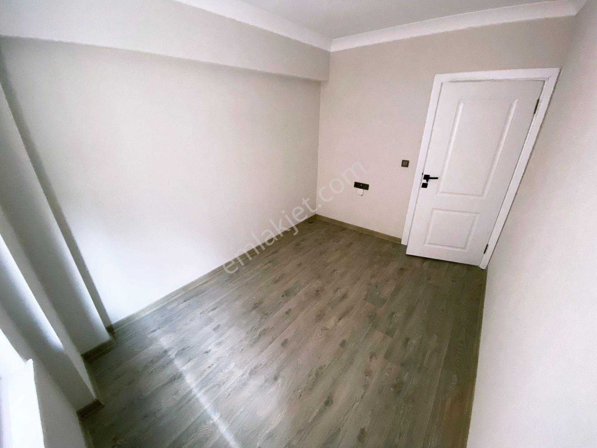 Cihandan Güventepede Merkez De Ulaşım Üzeri Sıfır 2+1 Daire - Görsel 17
