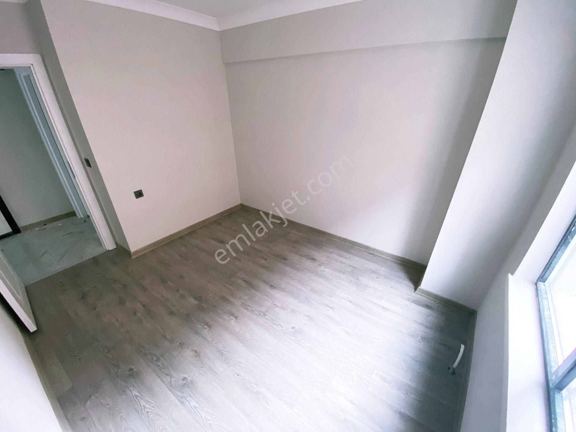 Cihandan Güventepede Merkez De Ulaşım Üzeri Sıfır 2+1 Daire - Görsel 19