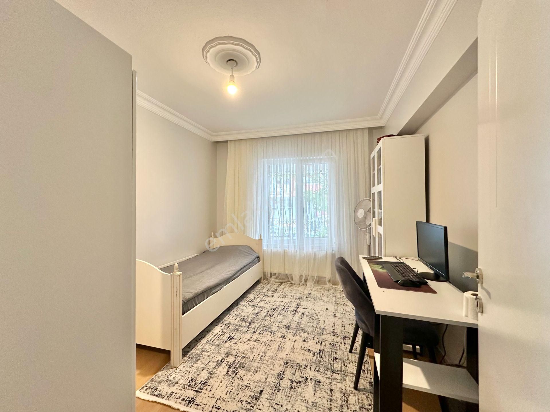 █çiftçioğullarından█ Merkezde İçi Yapılı 3+1 Fırsat Daire - Görsel 10