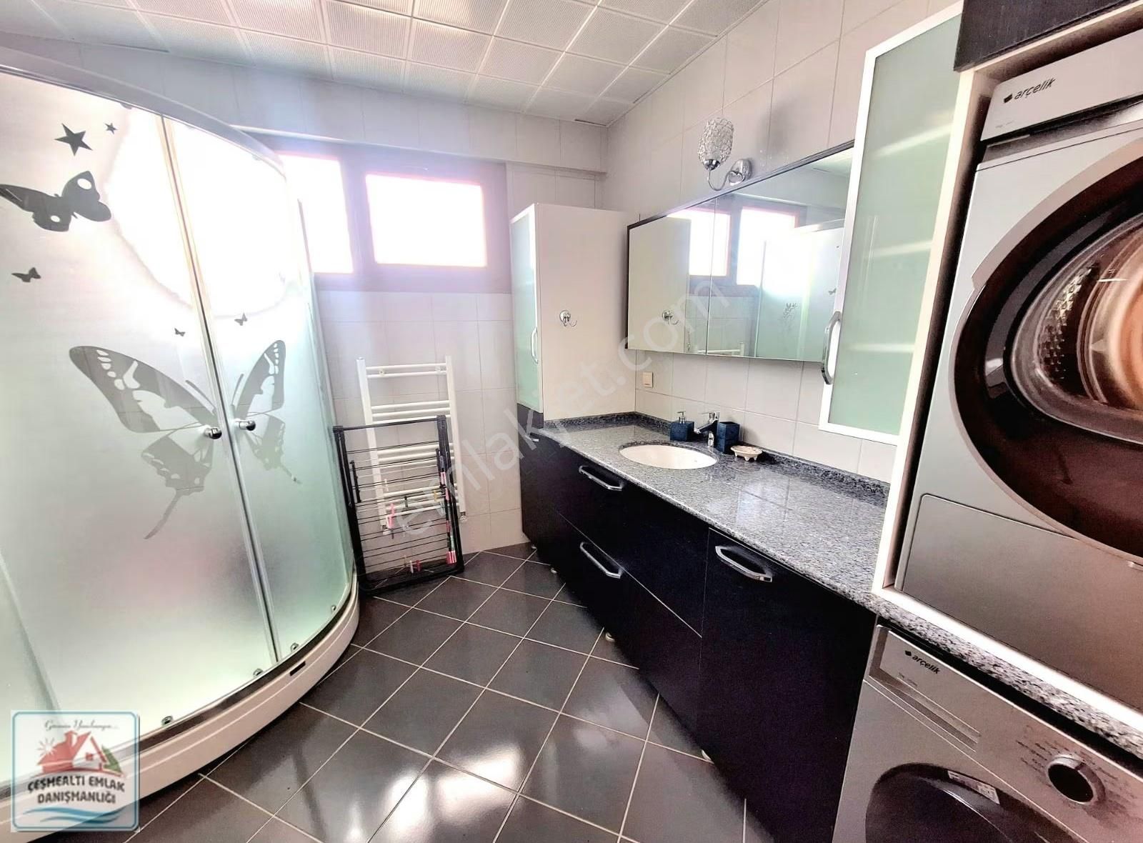 Urla Guvendik Mah. 4+1 Bahceli Mustakil Villa Yeni Bina - Görsel 7