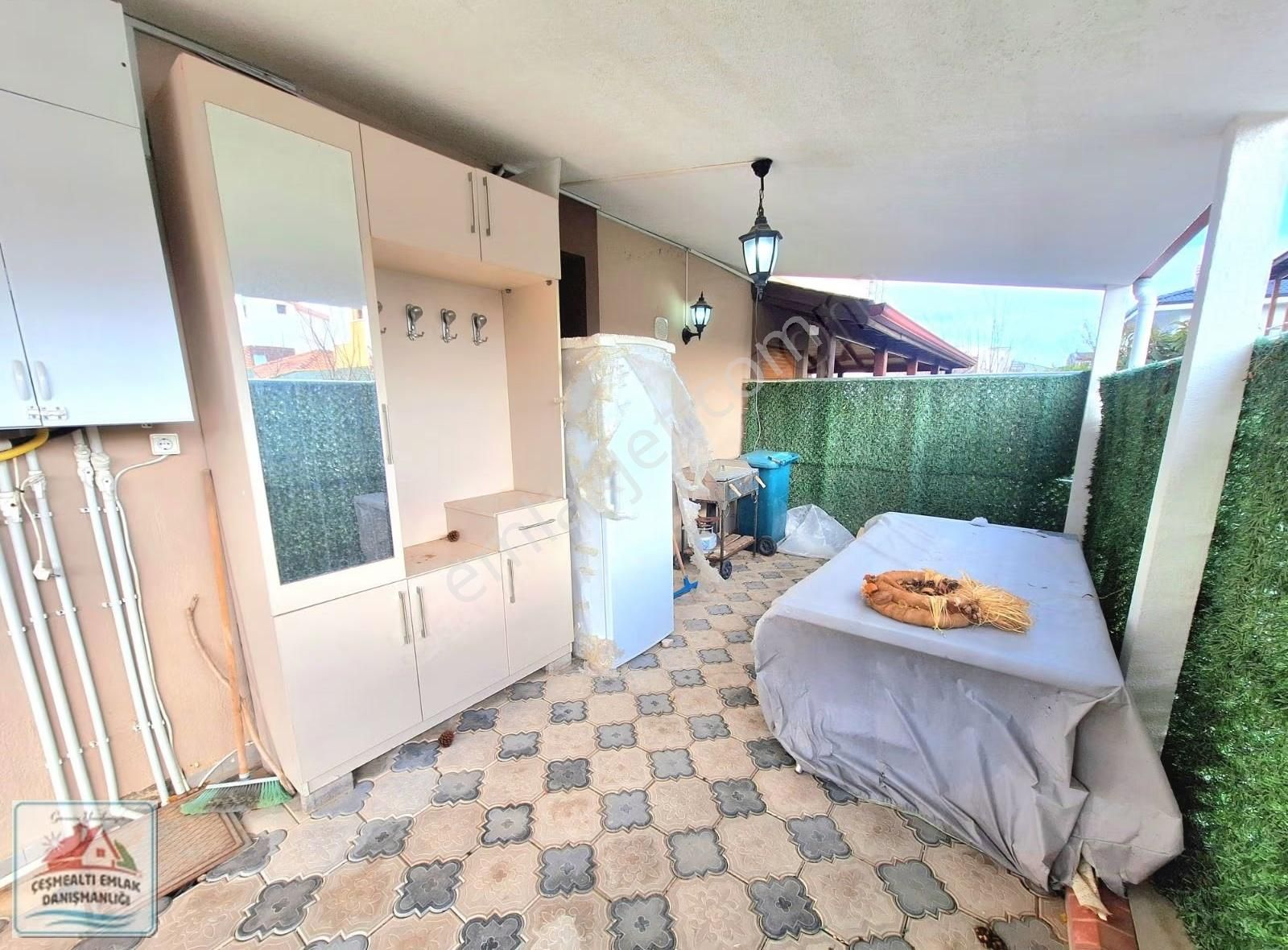 Urla Guvendik Mah. 4+1 Bahceli Mustakil Villa Yeni Bina - Görsel 5