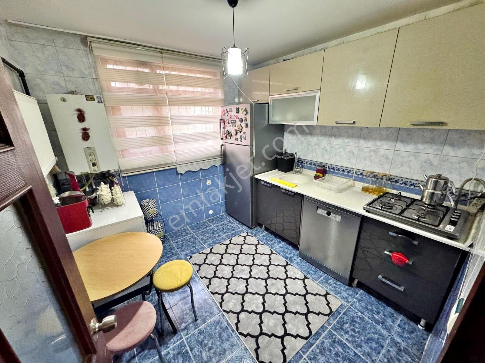 Gold Emlak,tan Etlikte Yatırım Ve Oturuma Uygun Cadde Yakını Satılık 3+1 Daire - Görsel 2