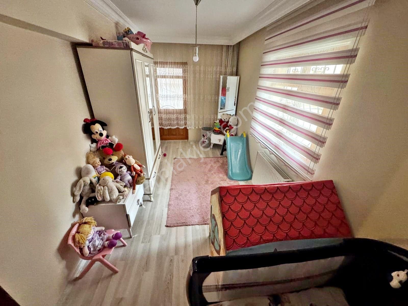 Gold Emlak,tan Etlikte Yatırım Ve Oturuma Uygun Cadde Yakını Satılık 3+1 Daire - Görsel 14