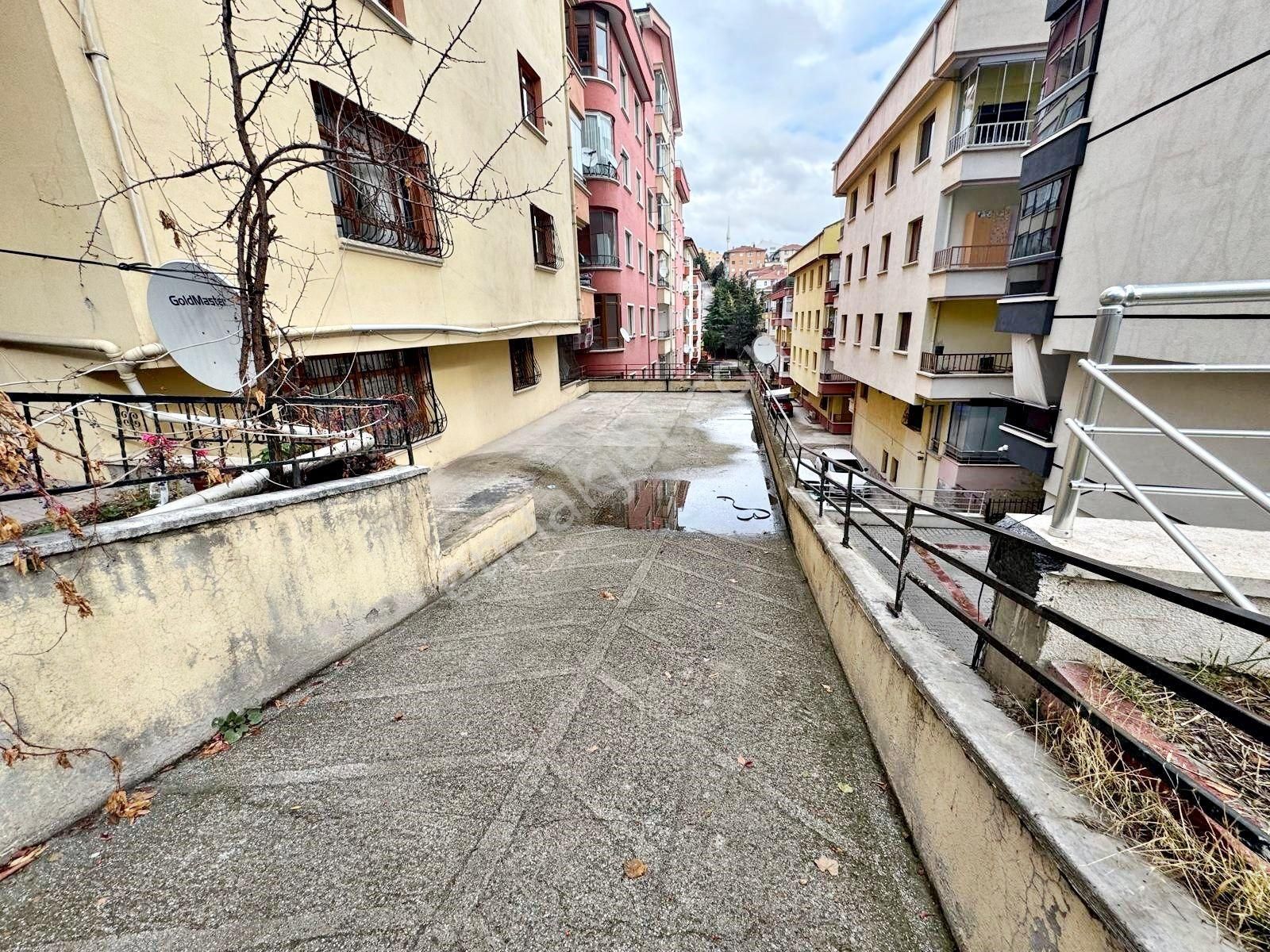 Gold Emlak,tan Etlikte Yatırım Ve Oturuma Uygun Cadde Yakını Satılık 3+1 Daire - Görsel 35