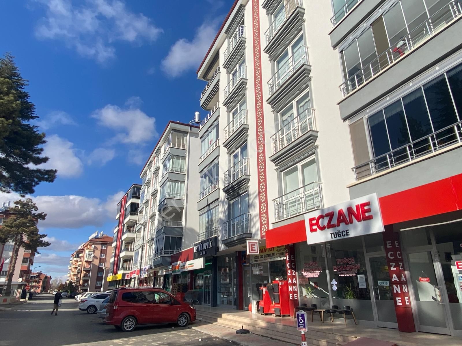 Şarkikarağaç Hastanesi Karşısında Değerli İşyeri - Görsel 3