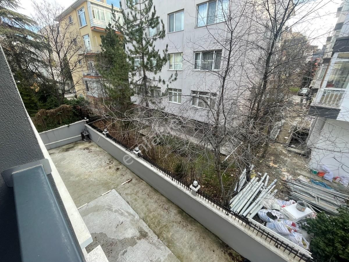 Çankaya Atakule Yakını, Ahmet Mithat Efendi Sokakda 1+1 Kapalı - Görsel 8