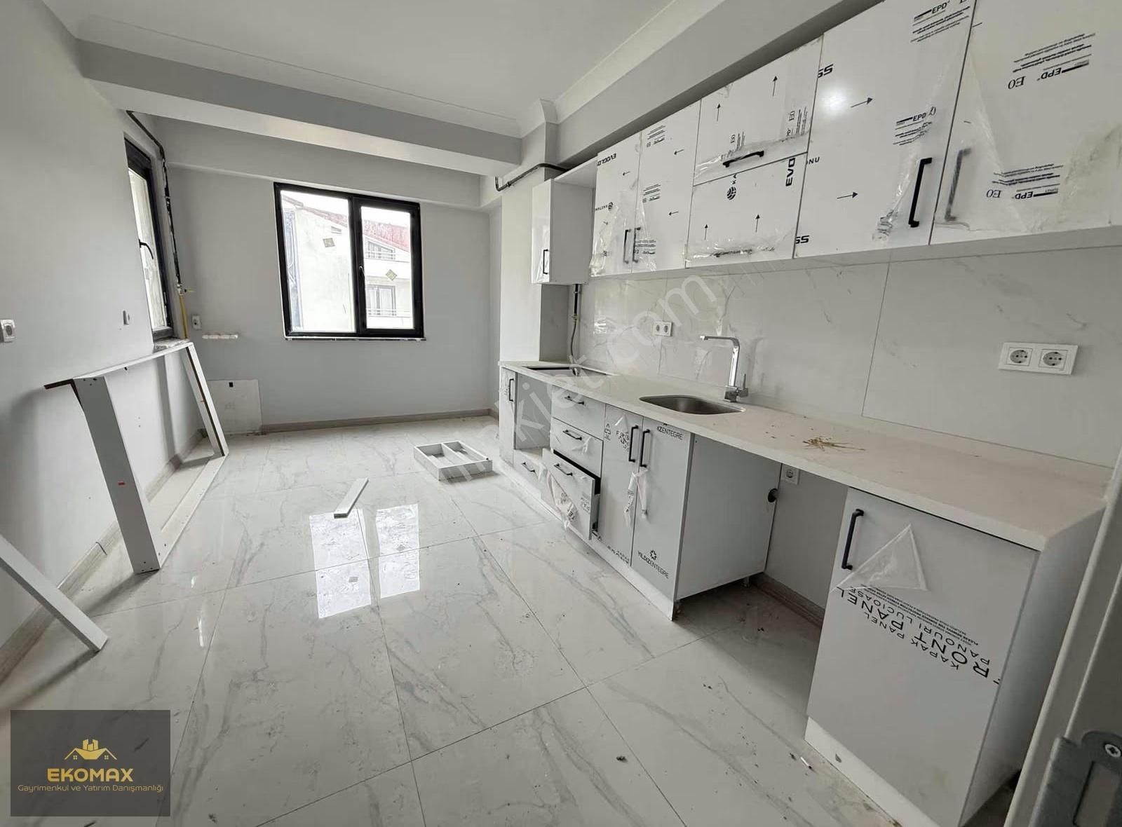 Ekomaxtan İzmit Fatih Mah. Merkezi Konum Site İçi 2+1 Ç. Dubleks - Görsel 4