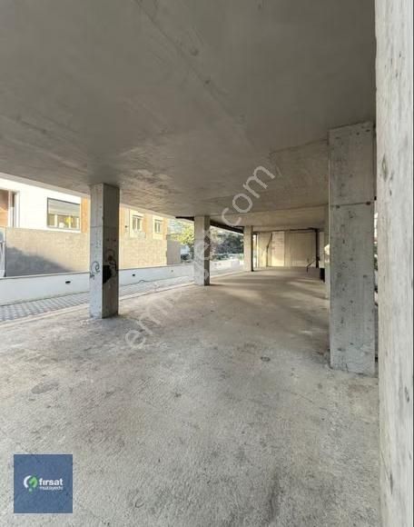 İstanbul Kadıköy Eğitim Kiralık 430 M2 Cadde Üzeri Dükkan
