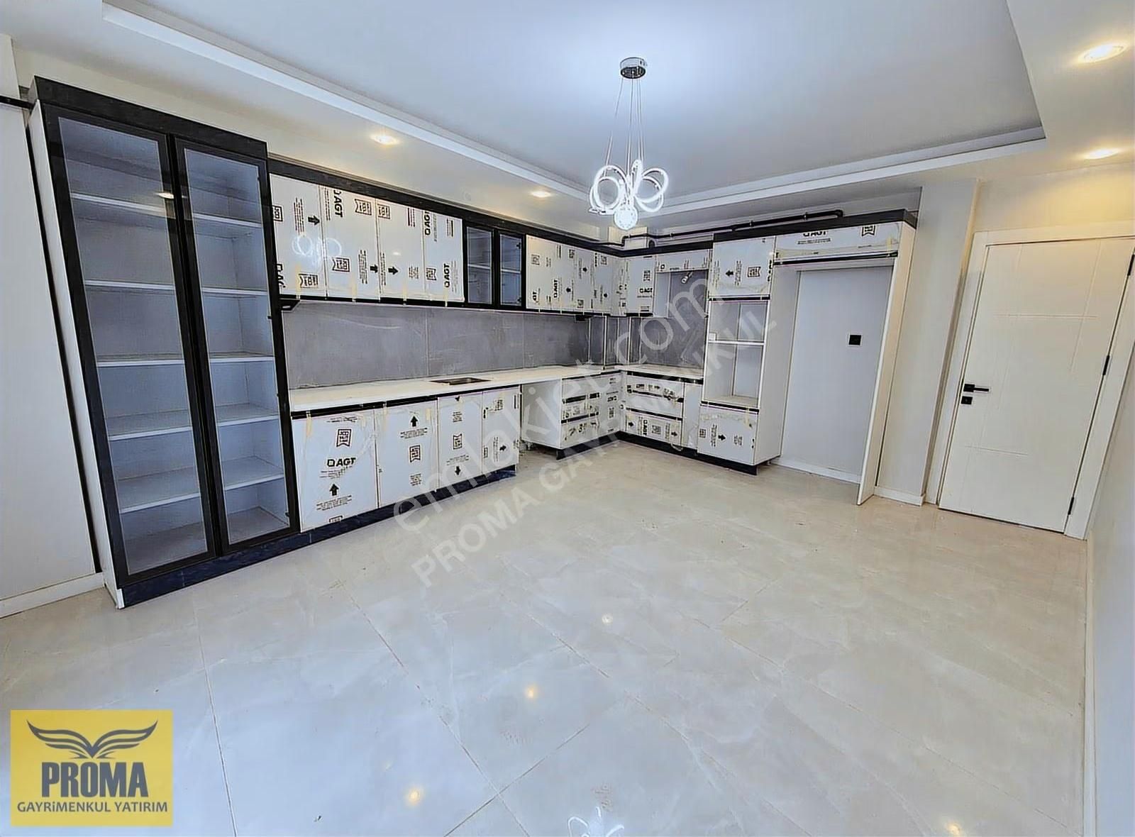 Proma'dan Çamlıca Mah Balkonlu Asansörlü 3+1 Satılık Daire