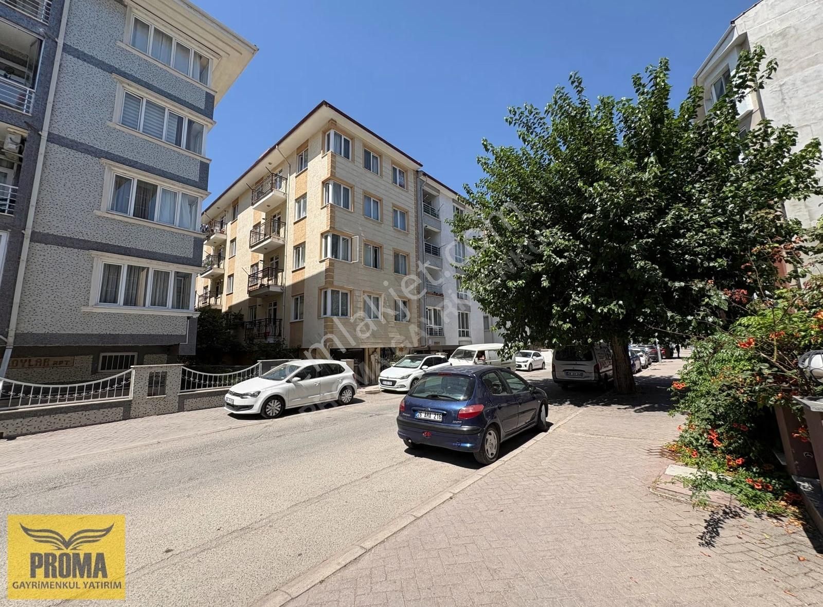 Proma'dan Bahçelievler Balkonlu Asansörlü Satılık 2+1 Daire Ünv