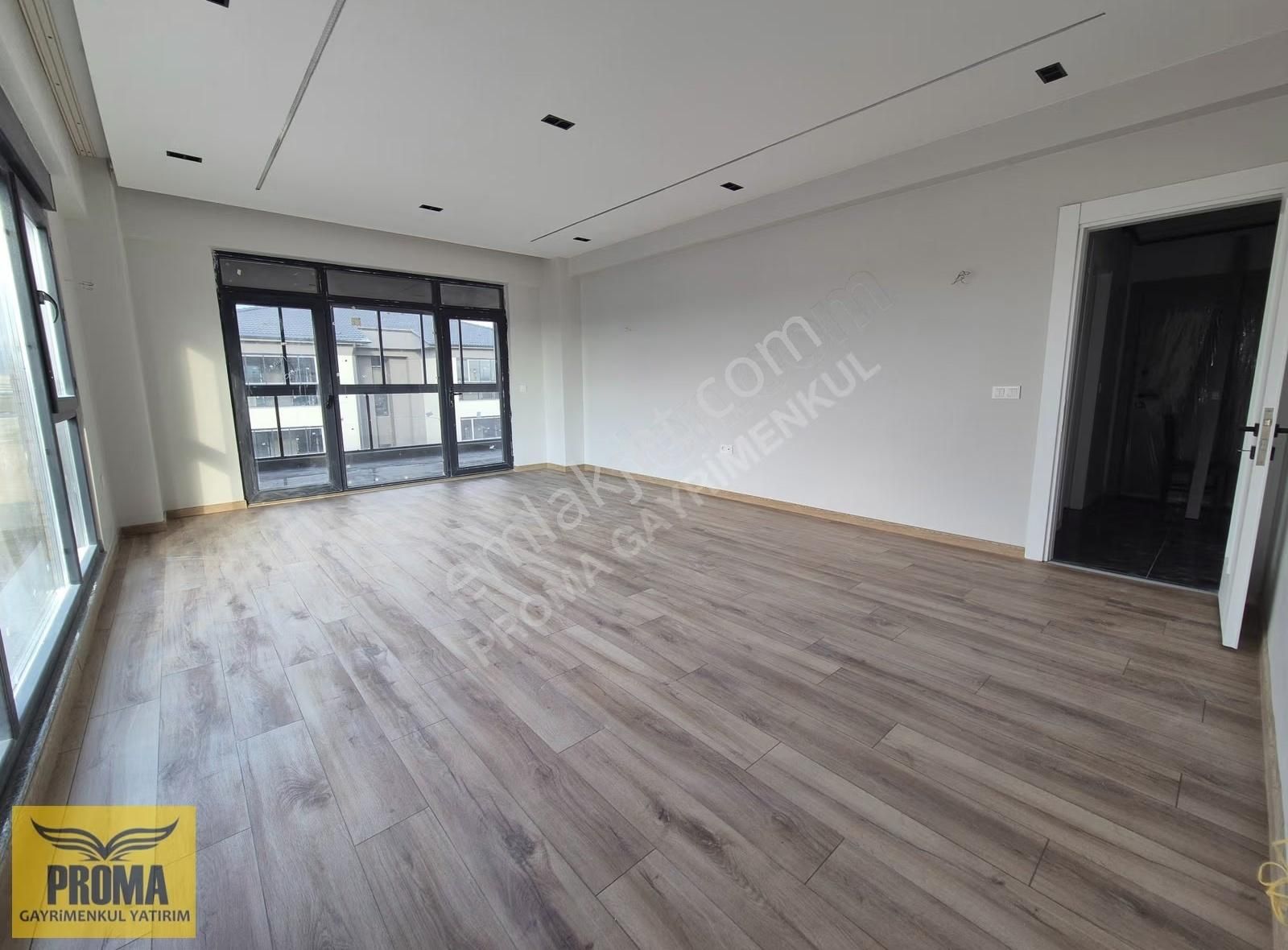 Proma'dan Kiralık Suadiye Konakları Kapalı Isıtmalı Havuzlu Lüks - Görsel 2