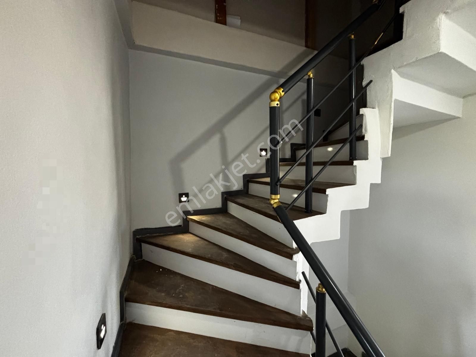 Araç Takaslı Merkeze Çok Yakın Sıfır Villa 170 M2 Arsa İçinde. - Görsel 12