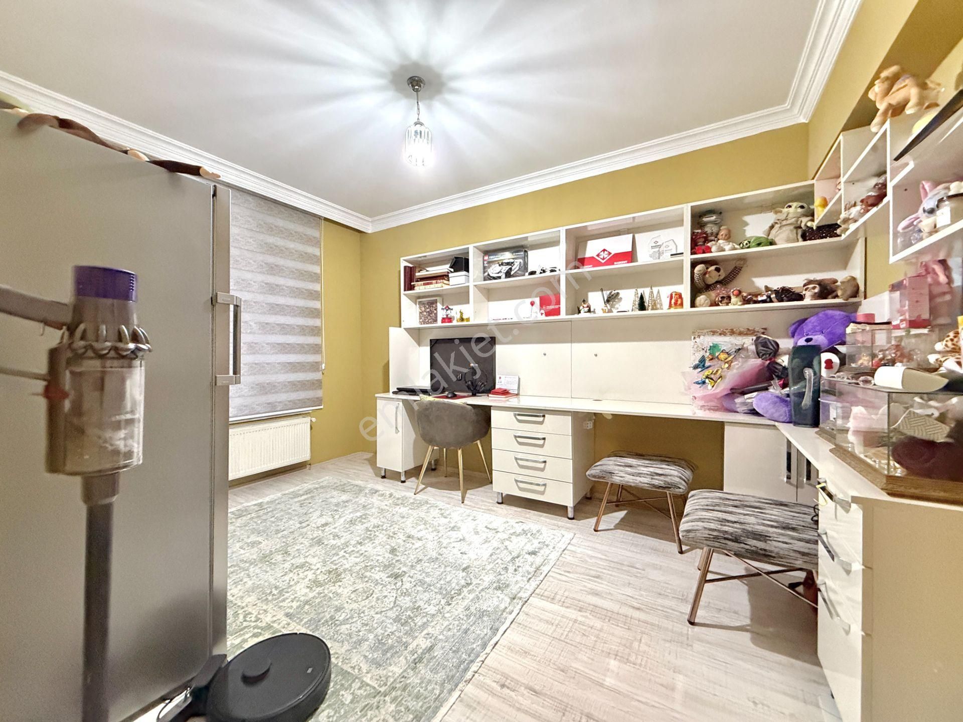 Pursaklar Mehmet Zengin Emlak'tan 3.kat 5+1 Park Manzaralı Ful Yapılı Masrafsız Daire - Görsel 20