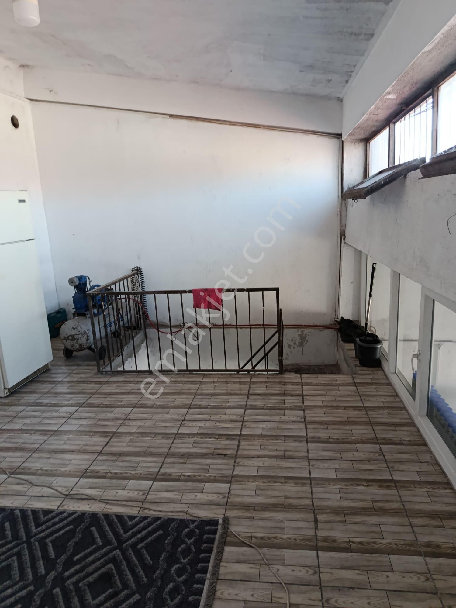 Afyon Tezcan Emlaktan 2.küçük Sanayide Kiralık İşyeri - Görsel 13