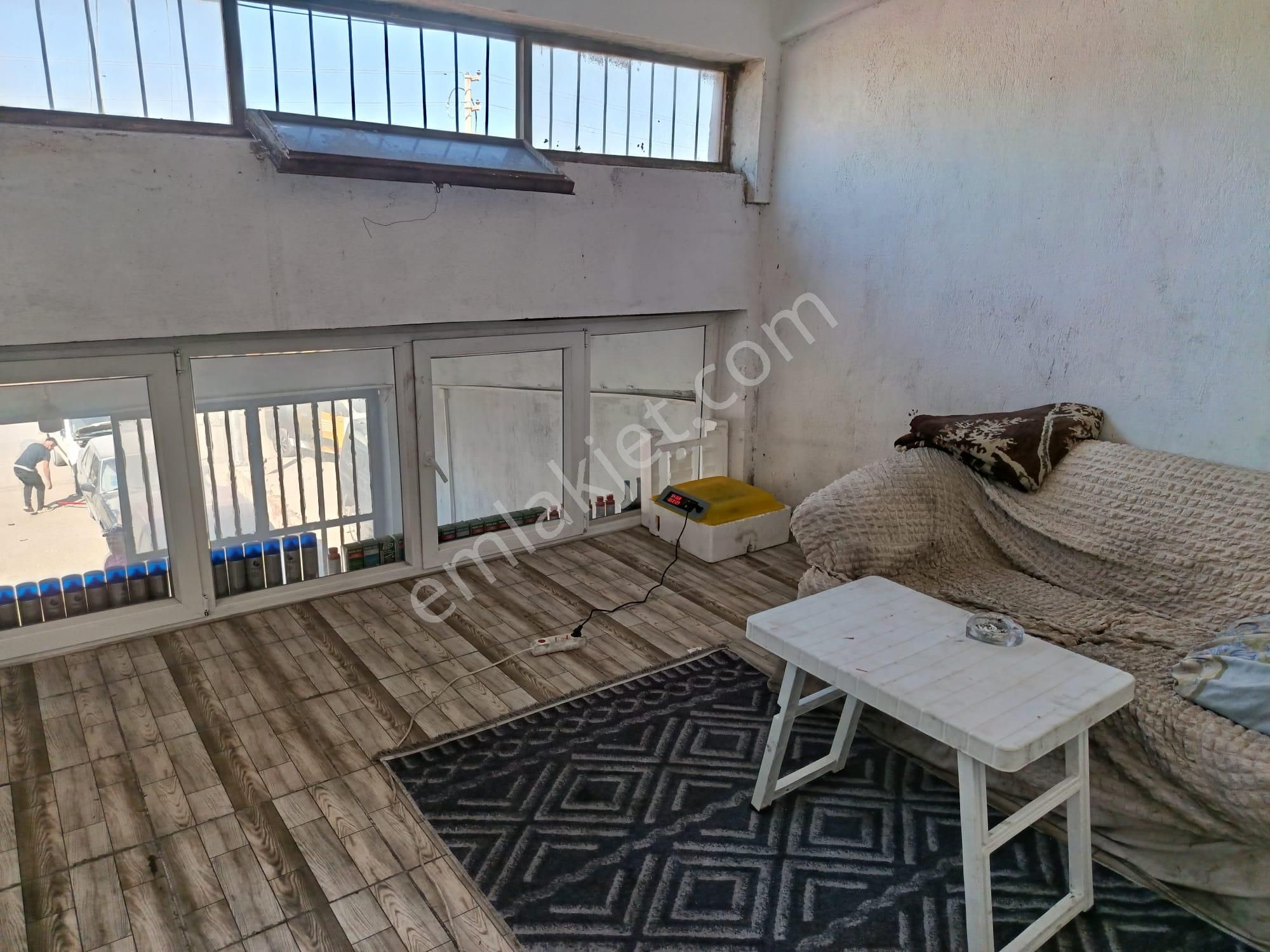 Afyon Tezcan Emlaktan 2.küçük Sanayide Kiralık İşyeri - Görsel 8