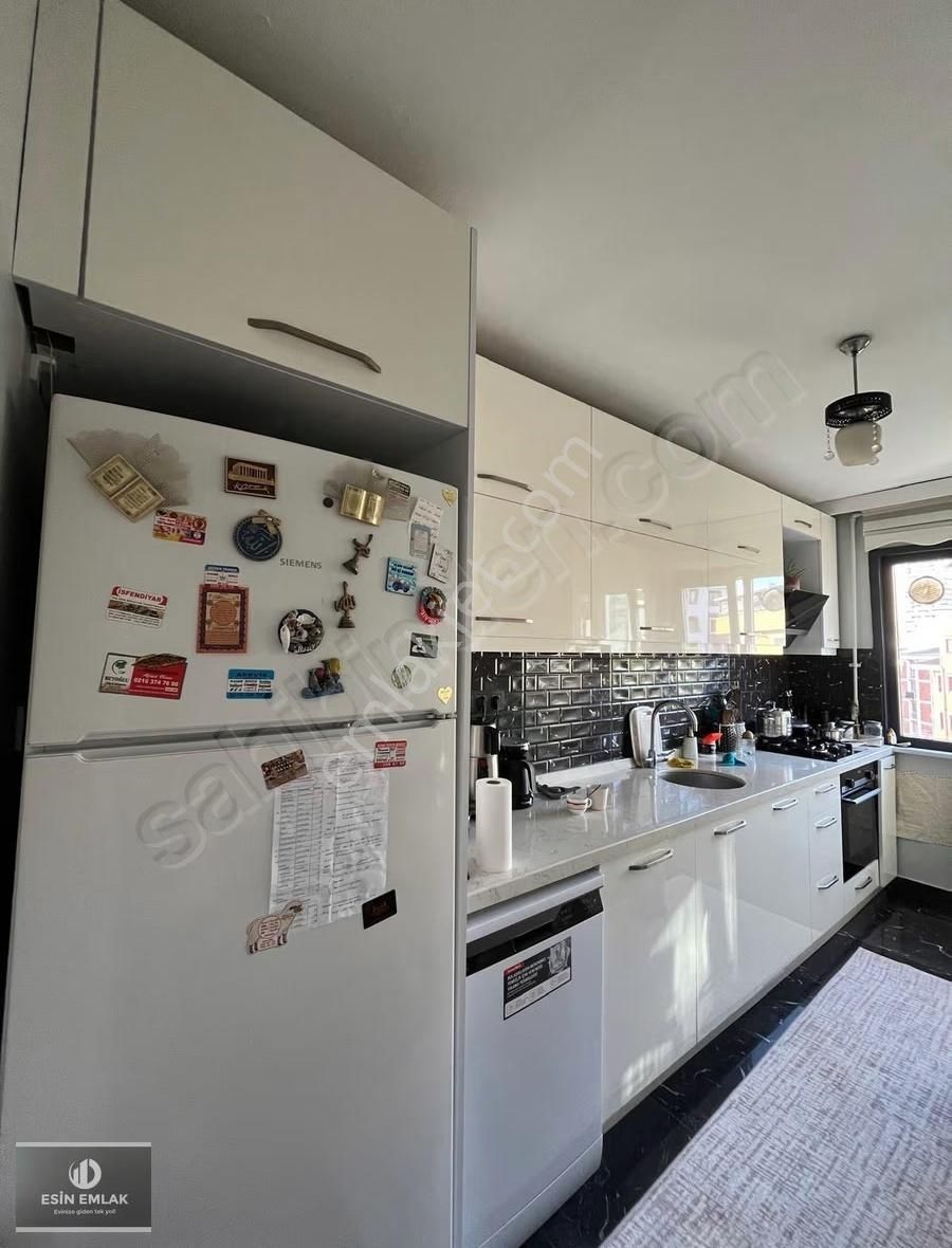 Esentepe Mah 2+1içi Yenilenmiş Satılık Fırsat Daire
