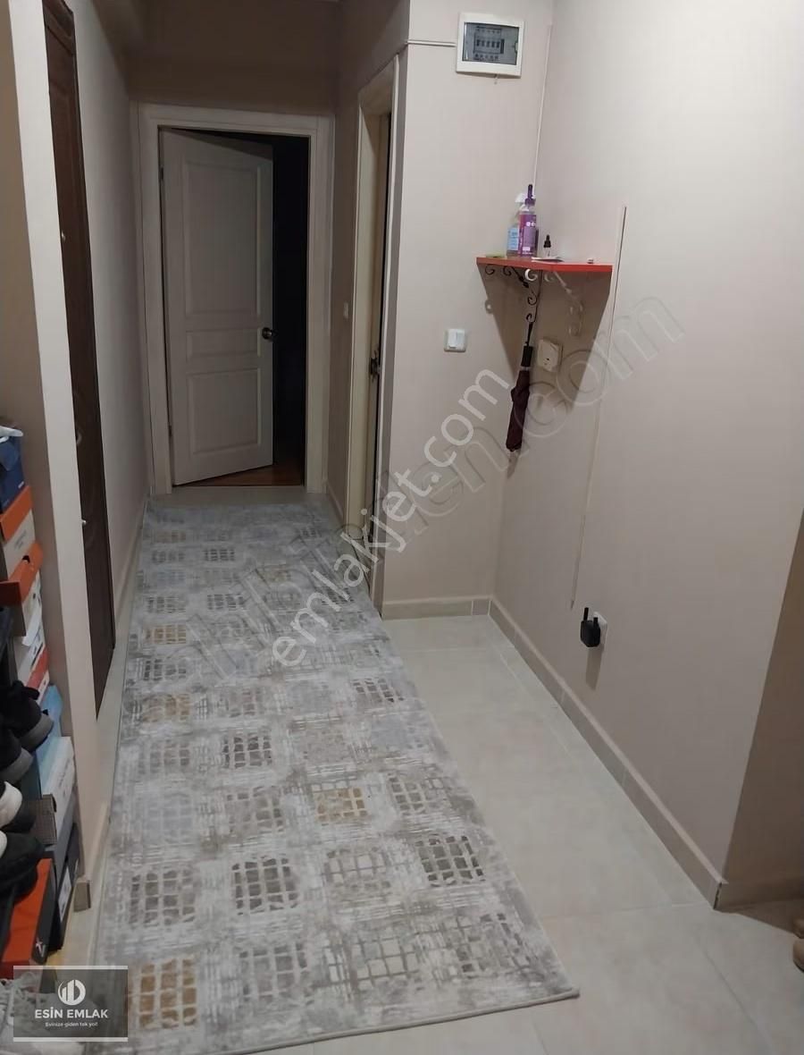 Cumhuriyet Mah'de Geniş Satılık 2+1 Daire - Görsel 13