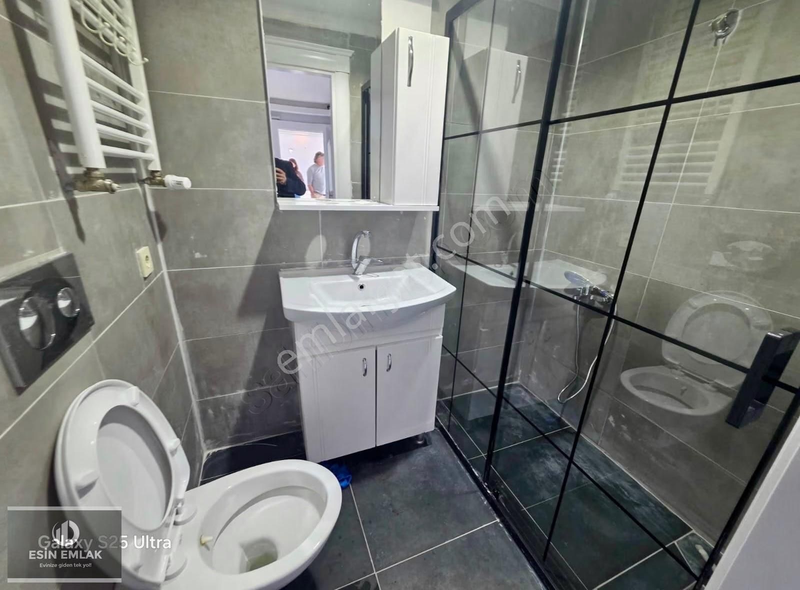 Alt Kaynarcada 2+1 Açık Mutfaklı Ofis Kullanımına Uygun Daire - Görsel 11